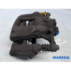 Renault - Trafic - Front brake calliper, left