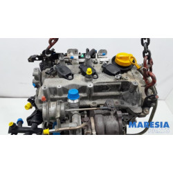 Renault - Clio - Engine