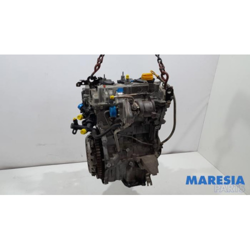 Renault - Clio - Engine