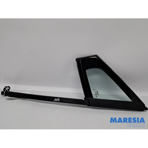 Renault - Clio - Driehoeks Ruit links-voor