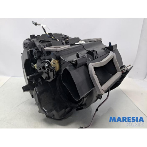 Renault - Clio - Heizgehäuse