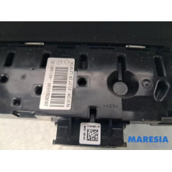 Opel - Movano - Cadre radio