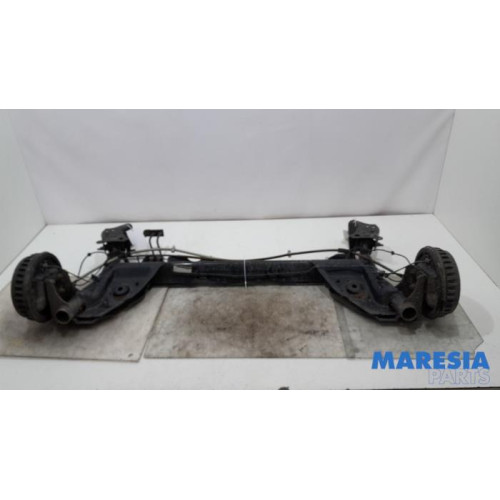 Renault - Clio - Hinterachse Vorderradantrieb