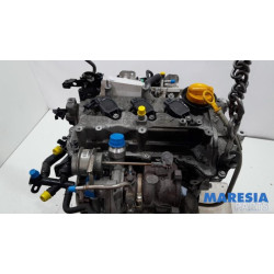 Renault - Clio - Engine