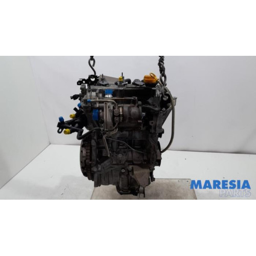 Renault - Clio - Engine