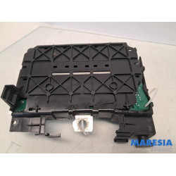 Peugeot - 206 - Sicherungskasten