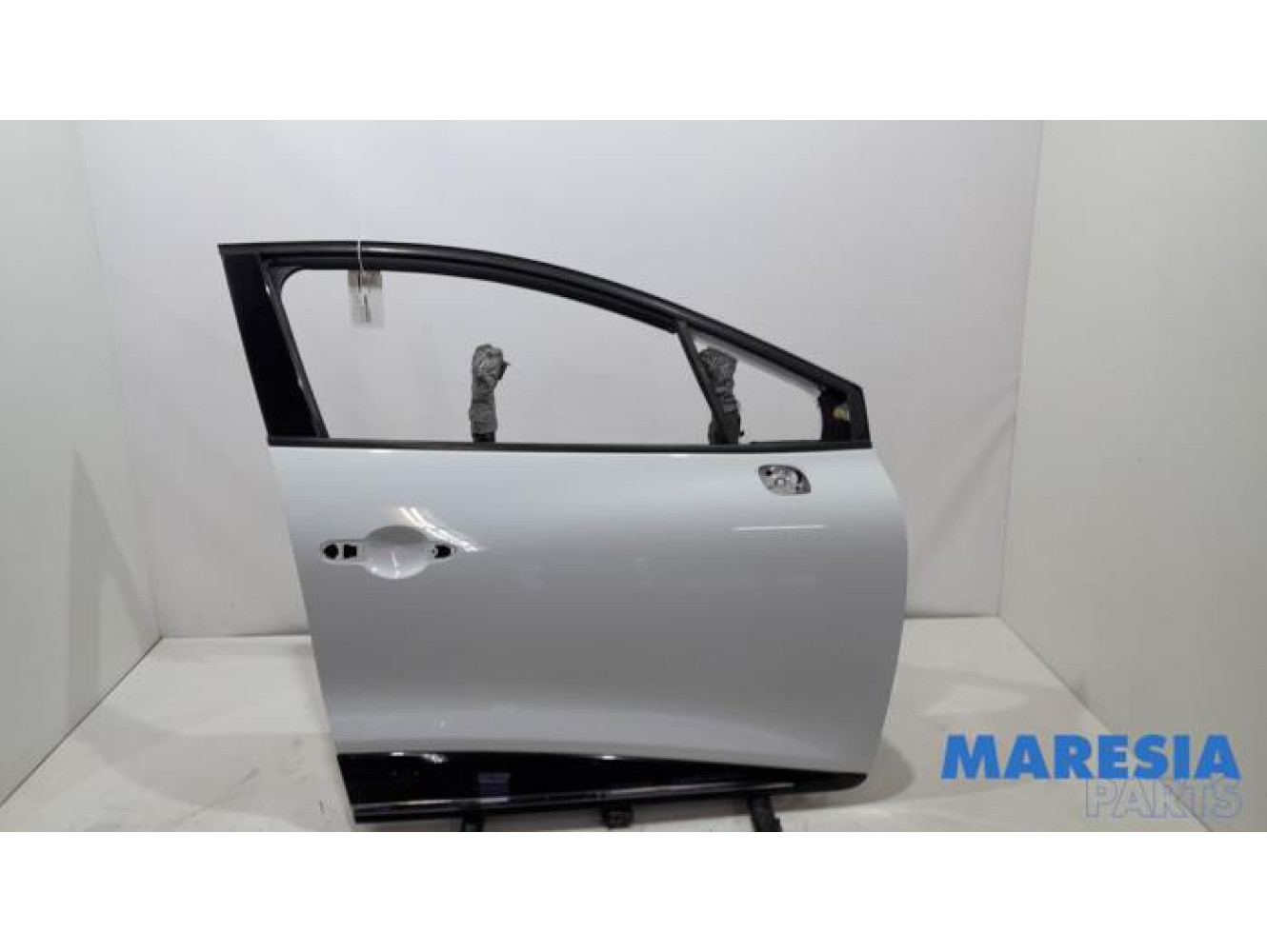 Renault - Clio - Portier 4Deurs rechts-voor