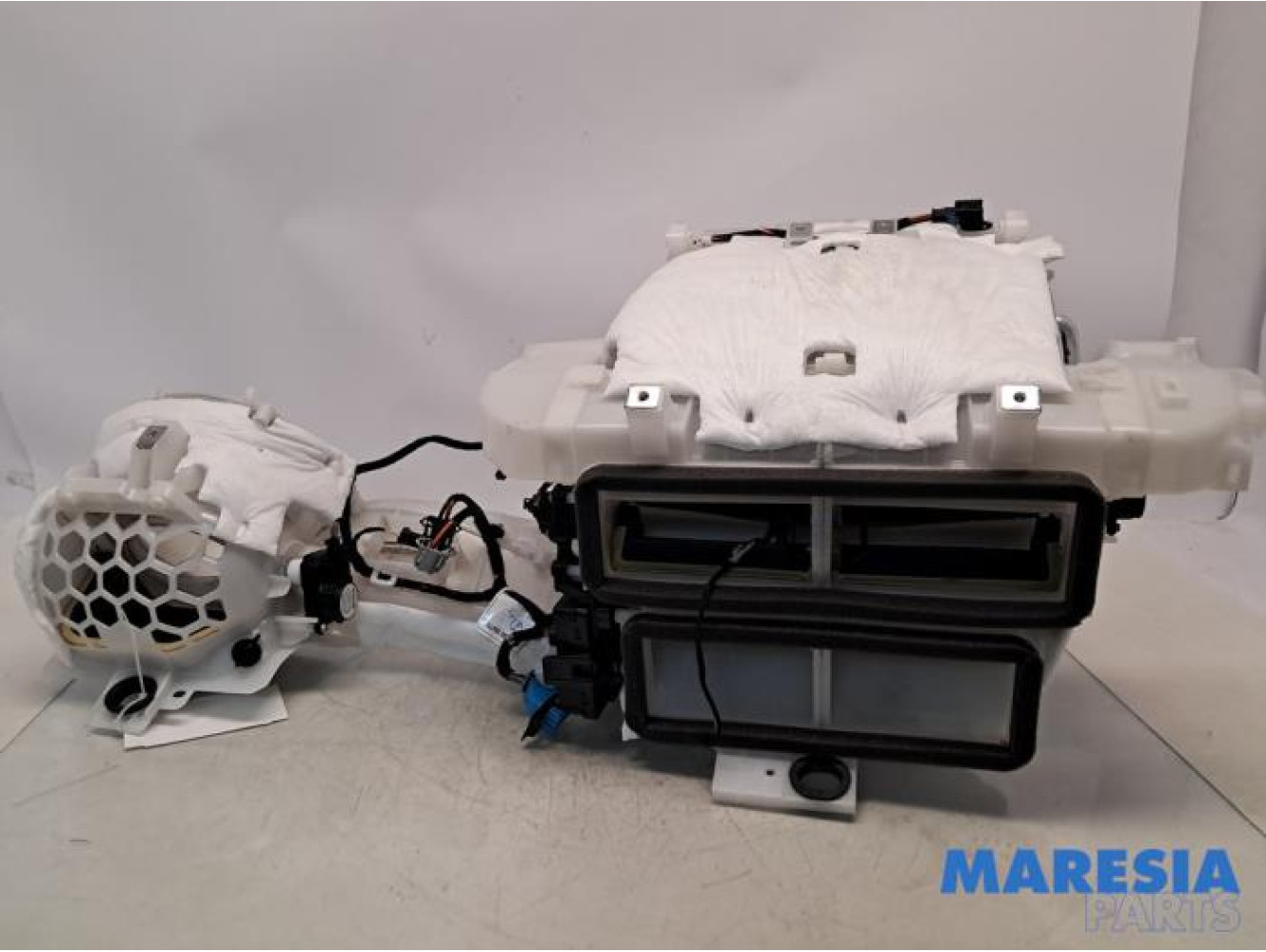 Opel - Grandland X - Heizgehäuse