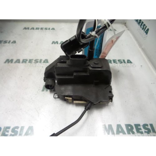 Renault - Megane - Door lock mechanism 2-door, right