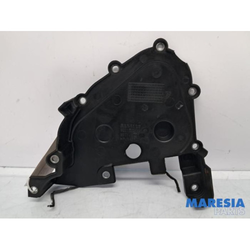 Renault - Trafic - Couvercle de distribution