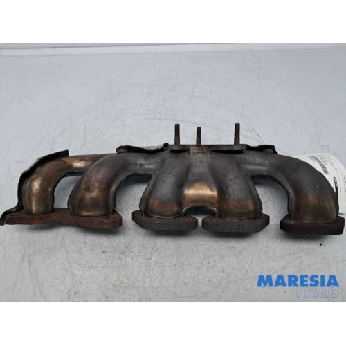 Renault - Trafic - Uitlaatspruitstuk