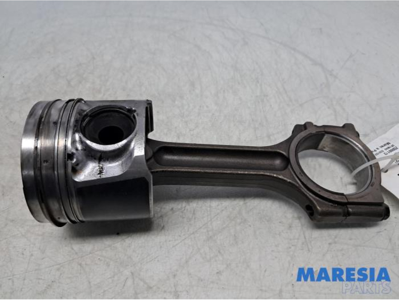 Renault - Master - Drijfstang