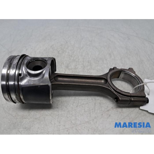 Renault - Master - Connecting rod