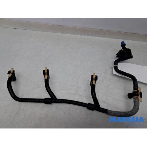 Renault - Master - Fuel return line