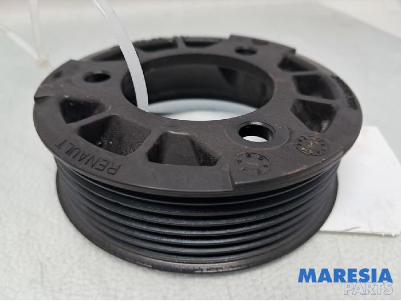 Renault - Master - Poulie pompe à eau