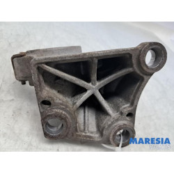 Renault - Master - Stütze (sonstige)