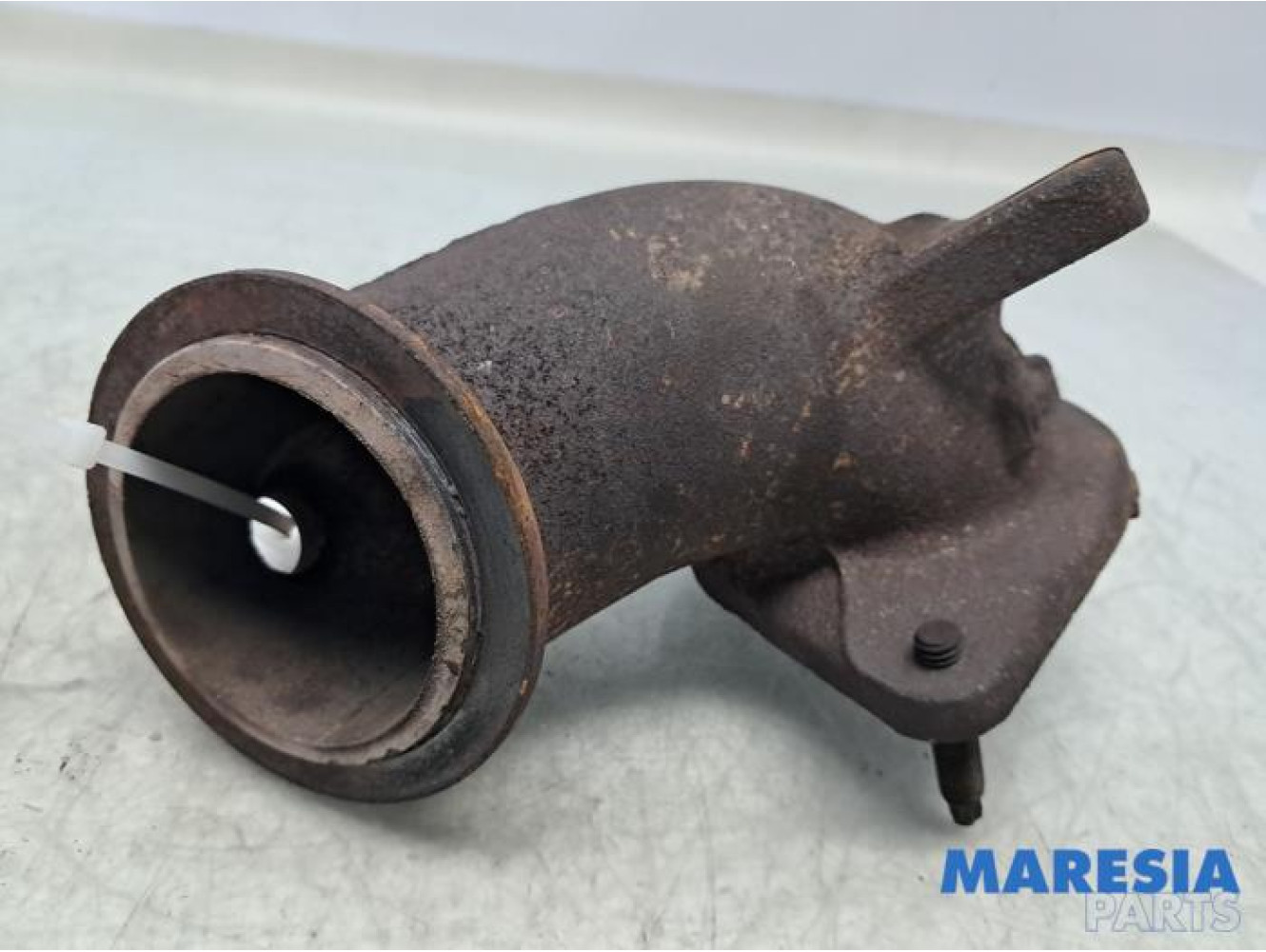 Renault - Master - Exhaust connector