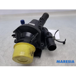 Renault - Master - Thermostat housing