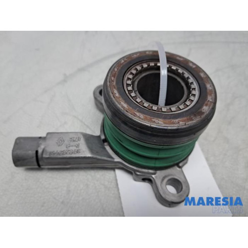 Renault - Trafic - Gegenlager