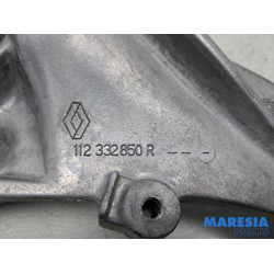 Renault - Trafic - Gearbox mount