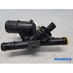 Renault - Master - Thermostat housing