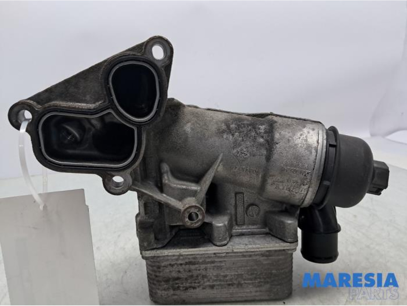 Renault - Master - Oliefilterhuis