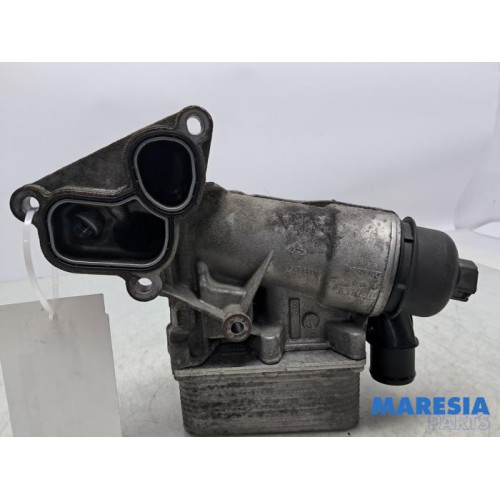 Renault - Master - Oliefilterhuis