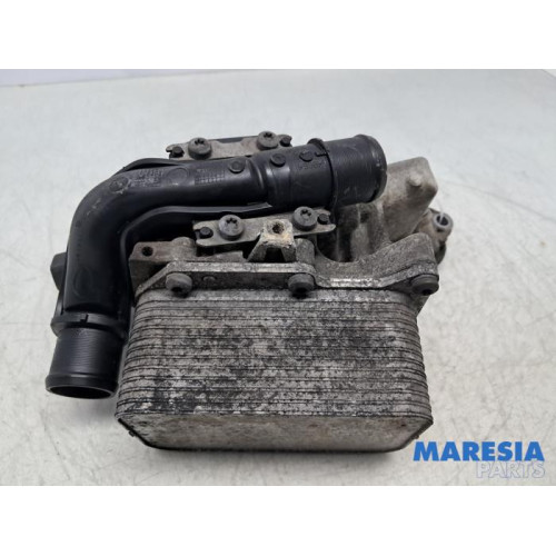 Renault - Master - Oliefilterhuis