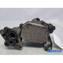 Renault - Trafic - Oliefilterhuis