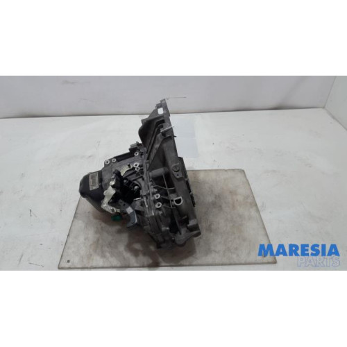 Renault - Captur - Gearbox