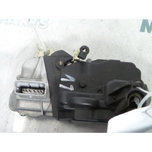 Peugeot - 307 - Türschlossmechanik 4-türig links vorne