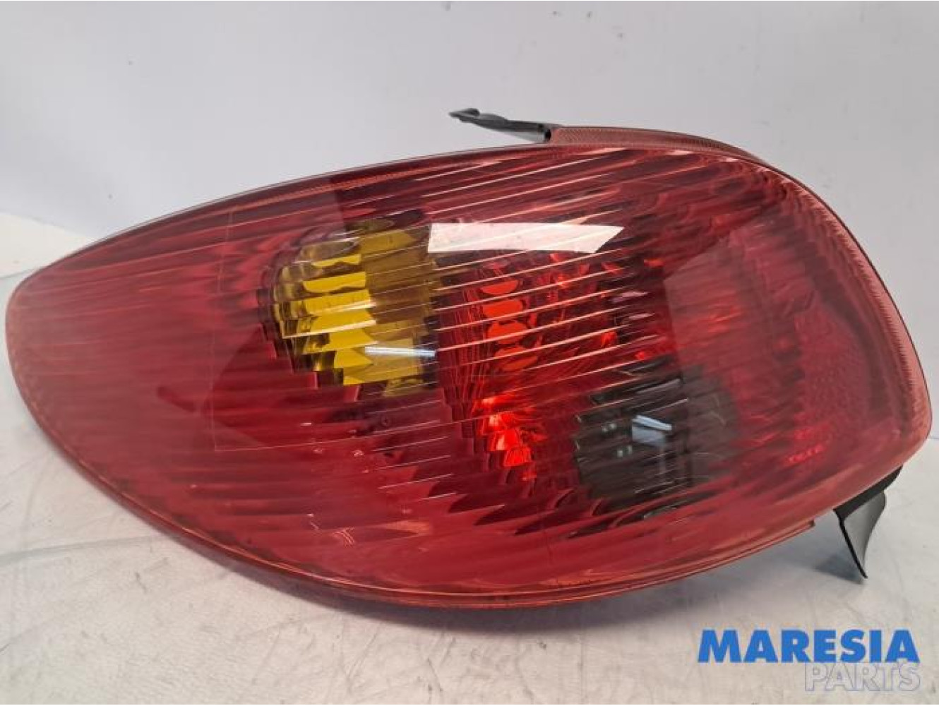 Peugeot - 206 - Rücklicht links