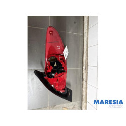 Peugeot - 206 - Rücklicht links