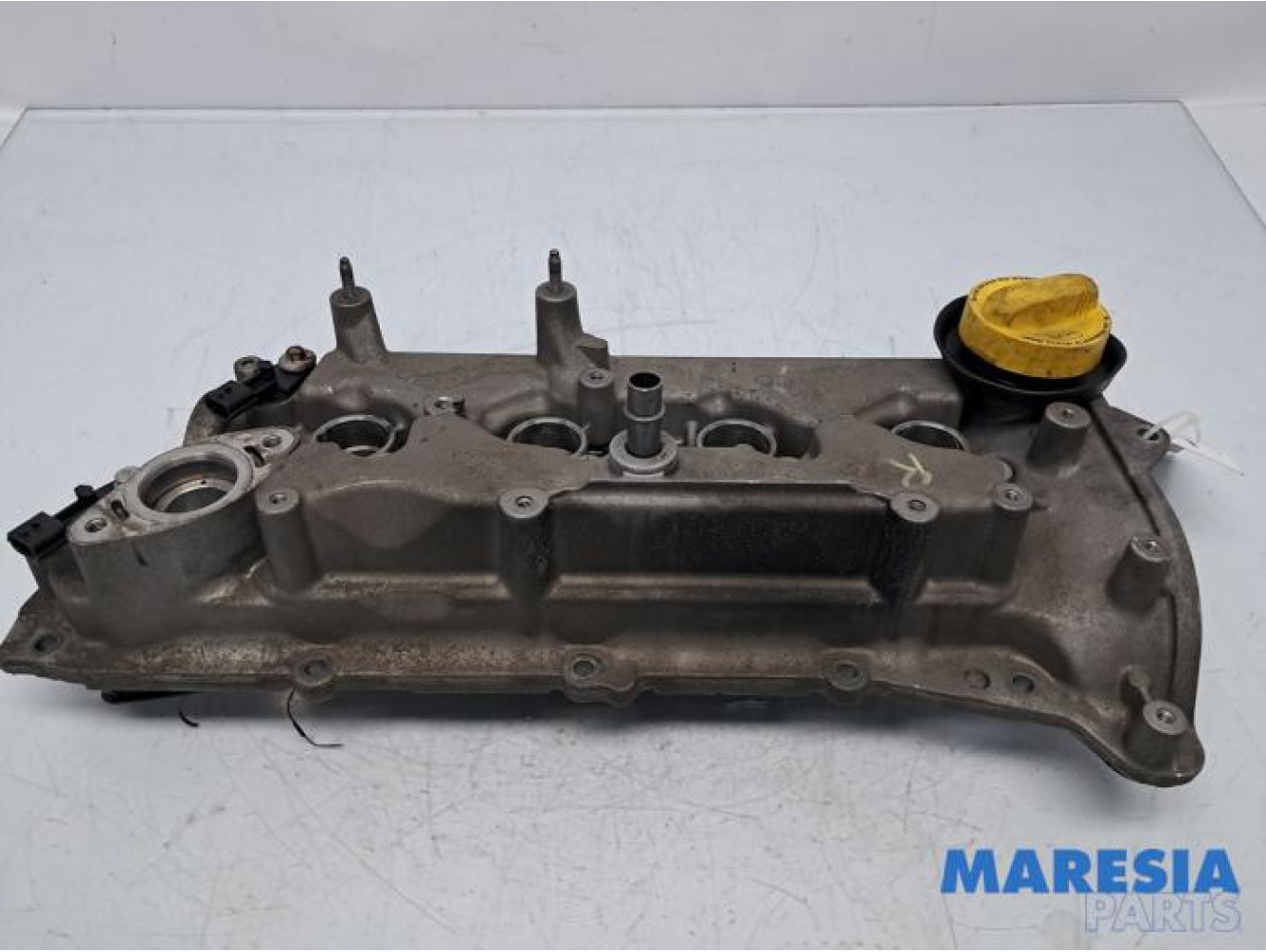 Renault - Megane - Rocker cover