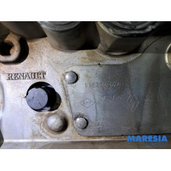 Renault - Megane - Rocker cover