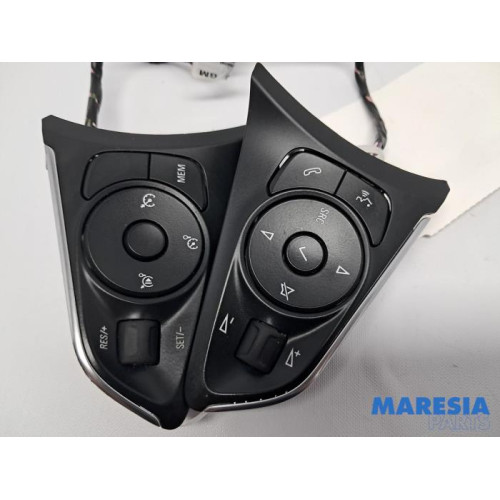 Opel - Grandland X - Lenkradschalter