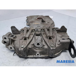 Renault - Megane - Couvercle de distribution