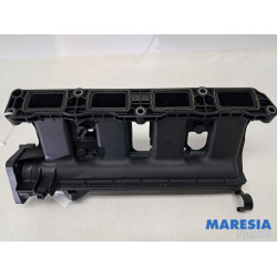 Renault - Megane - Tubulure d'admission