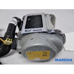 Opel - Grandland X - Front seatbelt, right