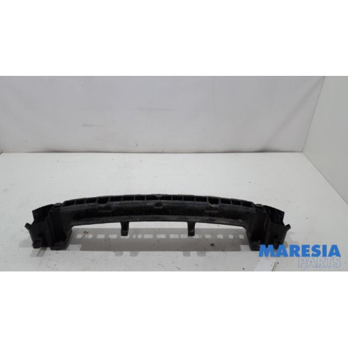 Renault - Clio - Rear bumper frame