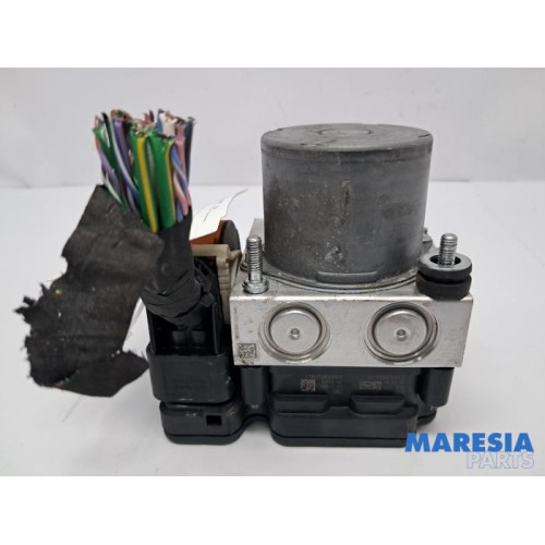 Opel - Grandland X - ABS Pomp