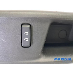 Opel - Karl - Multi-functional window switch