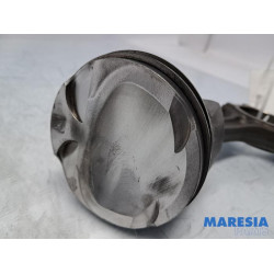 Renault - Megane - Drijfstang