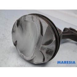 Renault - Megane - Connecting rod