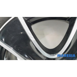 Renault - Clio - Sportvelgenset + banden