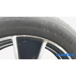 Renault - Clio - Sportvelgenset + banden