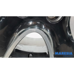 Renault - Clio - Sportvelgenset + banden