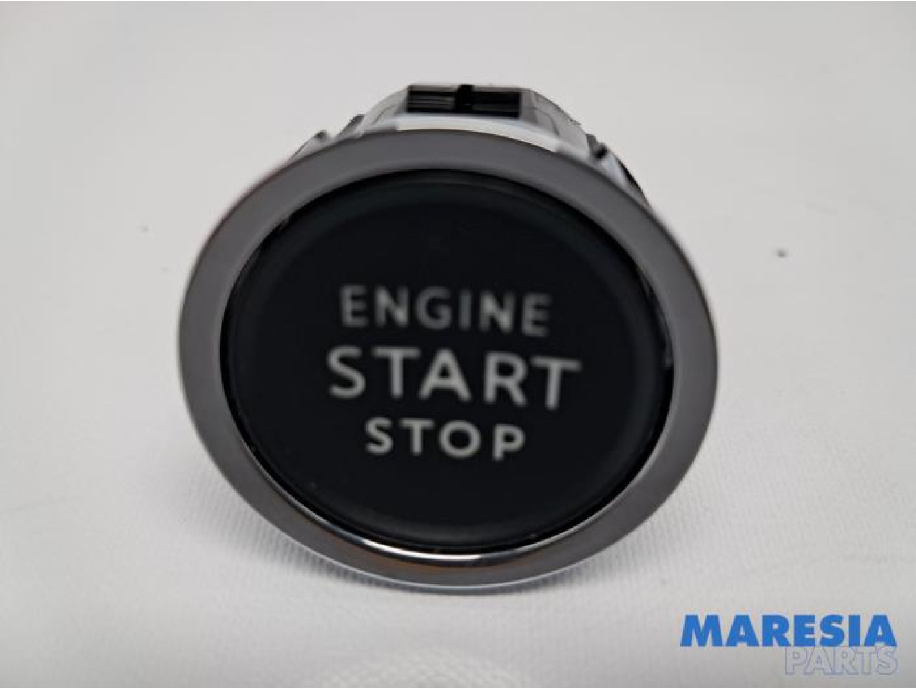 Opel - Grandland X - Start/Stop schakelaar