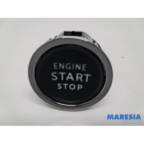 Opel - Grandland X - Start/stop switch