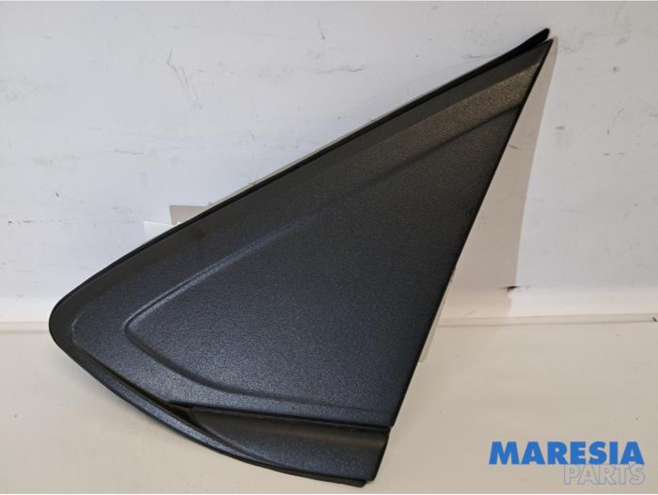 Opel - Karl - A-stijl Afdekkap links